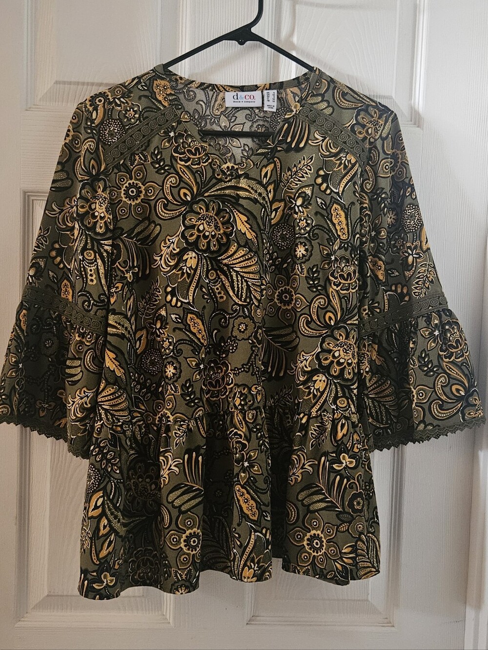 NWOT D&Co Denim & Company Bohemian Top